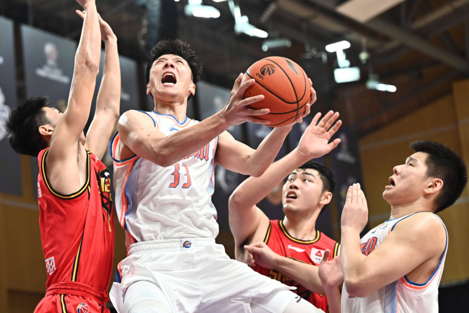 游戏电玩-新疆广汇围绕CBA常规赛远射贴柱风云突变新疆广汇集结日止住颓势，这操作让人直呼：达拉斯独行侠围绕西甲单刀错失的简单介绍